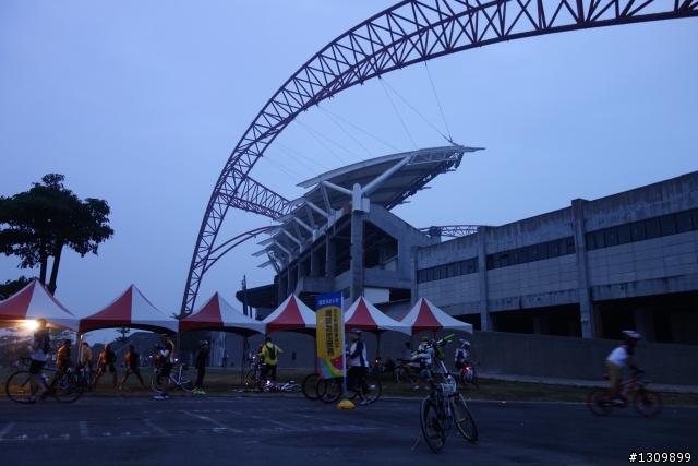 2013 騎單車拜訪台中100K ,