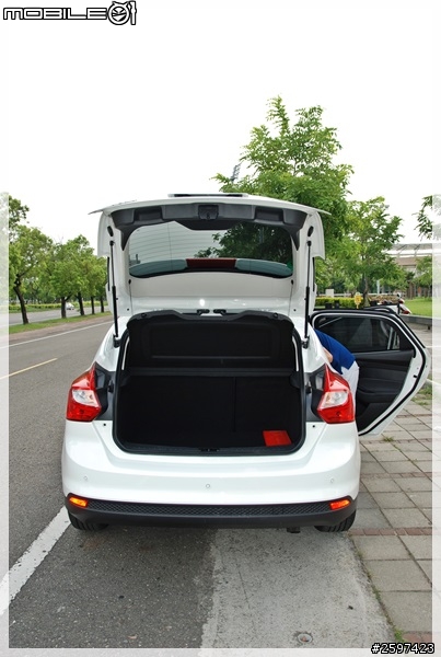 朋友的The all-new Focus簡易開箱文。