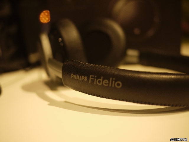 Philips Fidelio M1開箱