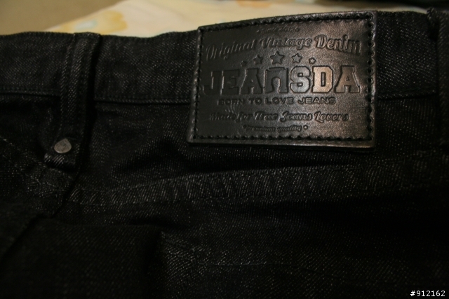 低調中的高質感─JEANSDA Phoenix Deep Black Rigid Jeans
