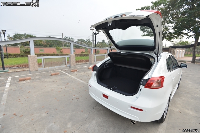 【試駕心得】與Lancer Sportback 小白鯊的超MAN環島之旅