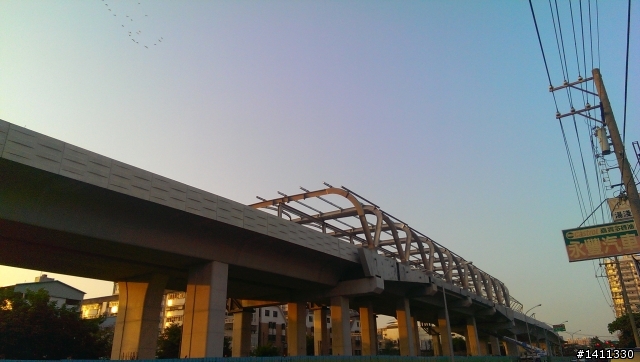 HTC New one 天空拍照問題
