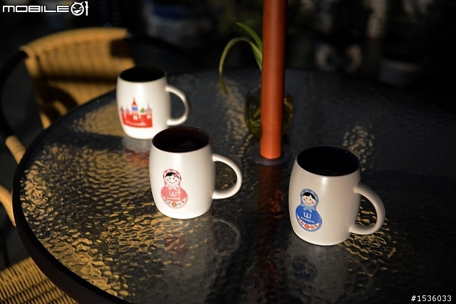 朋友來,請美食(乾鍋鴨頭),開開U6過癮頭,結果只開20公尺試乘。