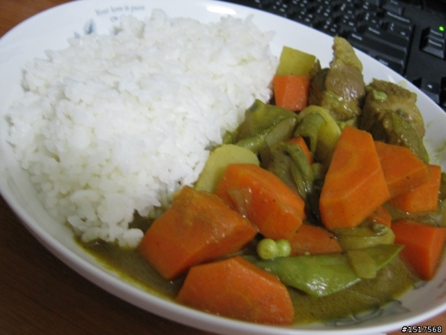 外宿小料理-特製咖哩