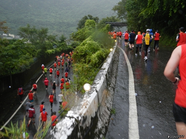 2013雨中熱血狂奔的太魯閣峽谷馬拉松