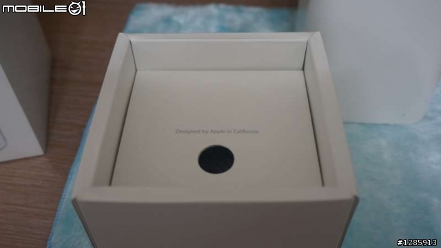 2013 年末最新款 AirPort Time Capsule 2TB 一大早開箱