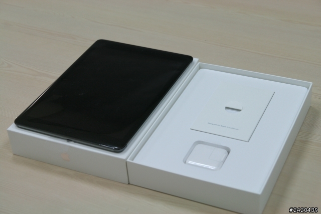 陸版太空灰iPad Air+台灣hoda保護貼