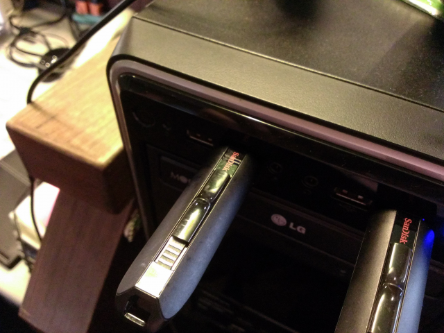 使用 USB3.0 隨身碟 安裝 WINDOWS 7 (步驟修正)