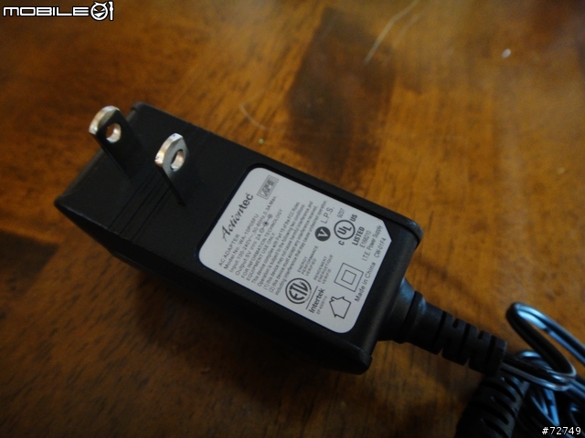 【開箱】線不限由您 - Xperia Z1 超大螢幕投影分享!(ScreenBeam Pro)