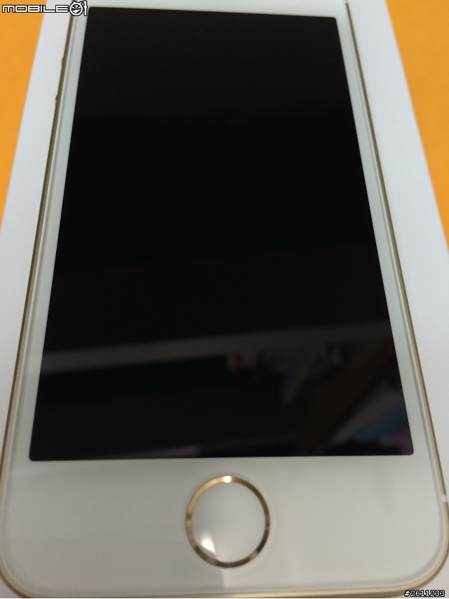 撿到一隻金色iphone 5s~感謝大大們的無私分享完成包膜與邊框保護~