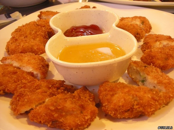 也來寫食記:市區裡的土雞城-城裡的月光