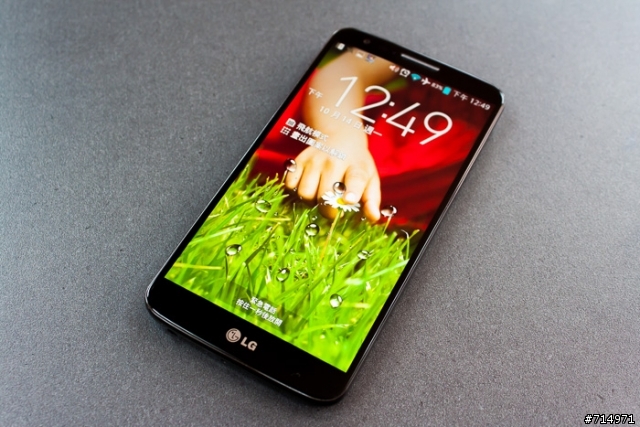 我的第一隻機皇 LG G2