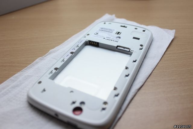 【冷門開箱】SHARP SH930W 質感白(11/26更新 手機螢幕已裂)