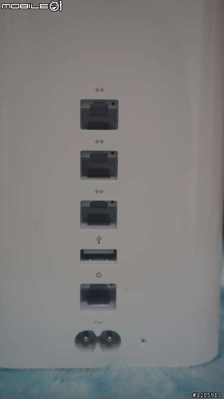 2013 年末最新款 AirPort Time Capsule 2TB 一大早開箱