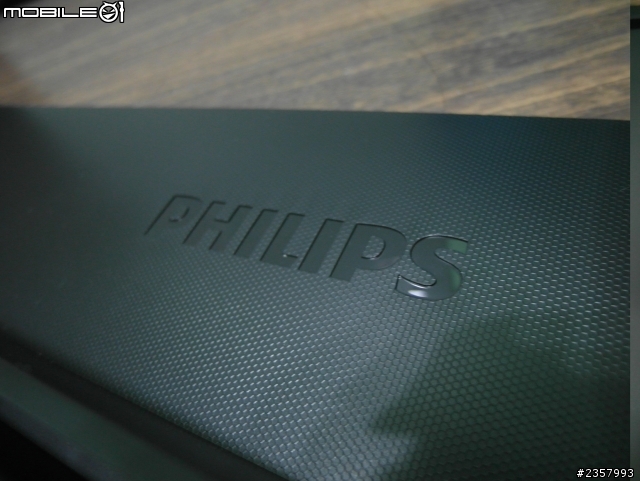 〔開箱〕PHILIPS高解析度272P4QPJKEB專業螢幕入手嚕!
