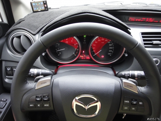 2013 小改款Mazda5旗艦版開箱 (內含有毒照片)