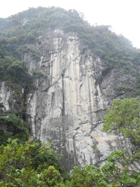 2013雨中熱血狂奔的太魯閣峽谷馬拉松