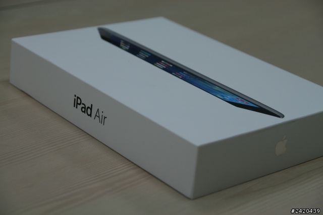 陸版太空灰iPad Air+台灣hoda保護貼
