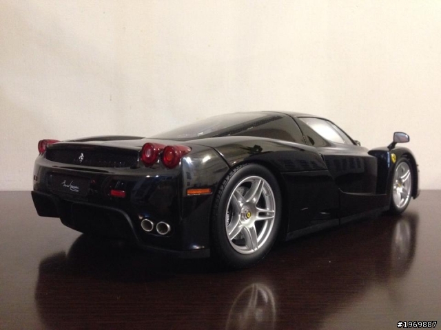 1/12 Kyosho Ferrari Enzo 開箱分享