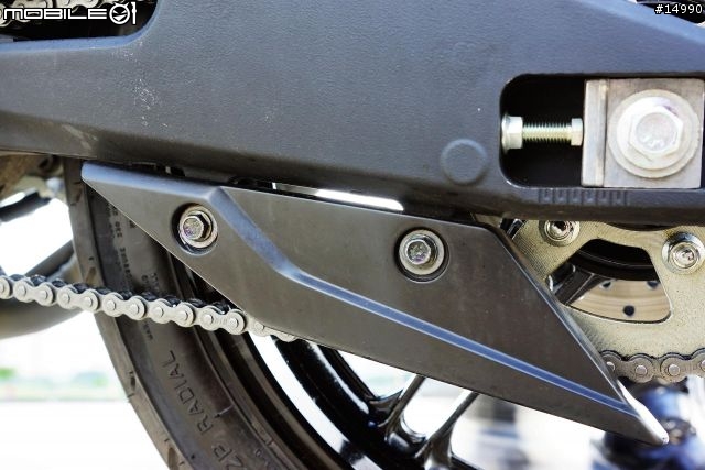 獨一無二的品味:YAMAHA YZF-R15 v2.0 2013