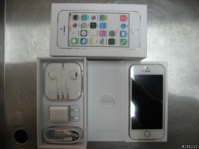 唉呀!第三支iPhone5S到貨!(退換貨2次,給Apple官網一個讚!)