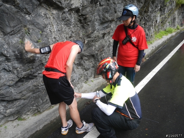 2013雨中熱血狂奔的太魯閣峽谷馬拉松