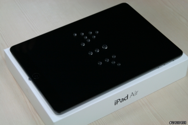 陸版太空灰iPad Air+台灣hoda保護貼