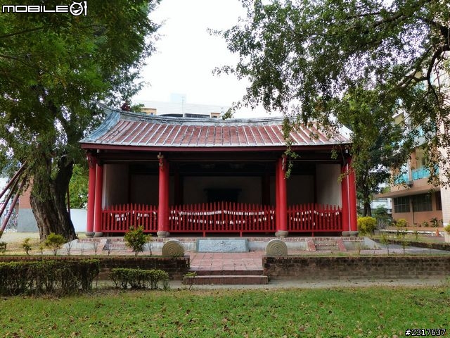 唾手可得的舊城漫騎─鳳山縣舊城巡禮