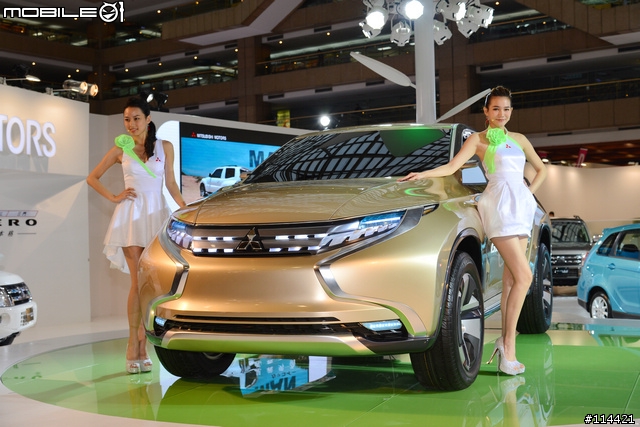 【體驗活動】2014 台北車展 Mitsubishi 車展特派員展場分享~( 補些福利照片囉 )