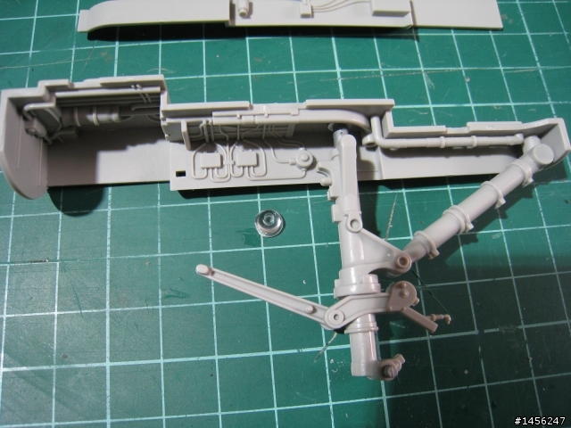 Trumpeter 1/32 F-18F 超級大黃蜂製作分享