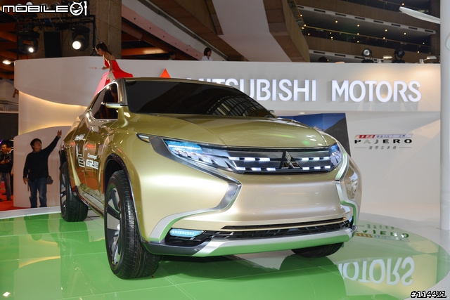 【體驗活動】2014 台北車展 Mitsubishi 車展特派員展場分享~( 補些福利照片囉 )