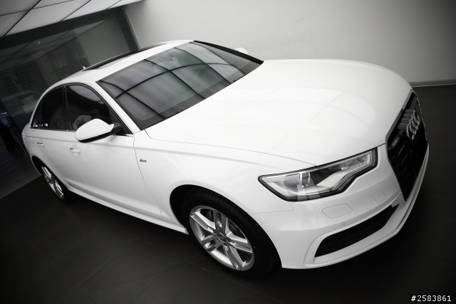 A6 2.0 TFSI S-line 一個月開箱 (羽絨白)