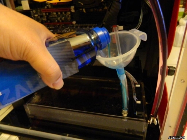 越頻 水冷密閉機殼 OB-01 開箱使用