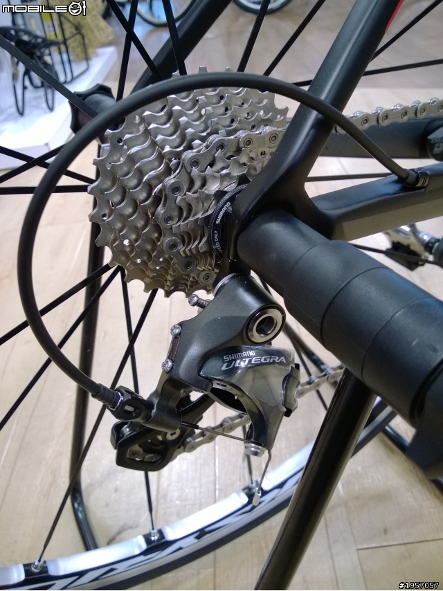 眾人皆醉我獨醒!!! Defy Advanced SL 1 ISP 2014