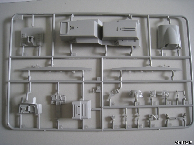 Trumpeter 1/32 F-18F 超級大黃蜂製作分享