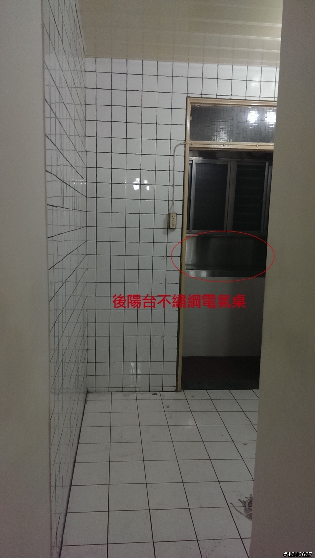 浴室、廚房空間規劃,請高手幫忙看看