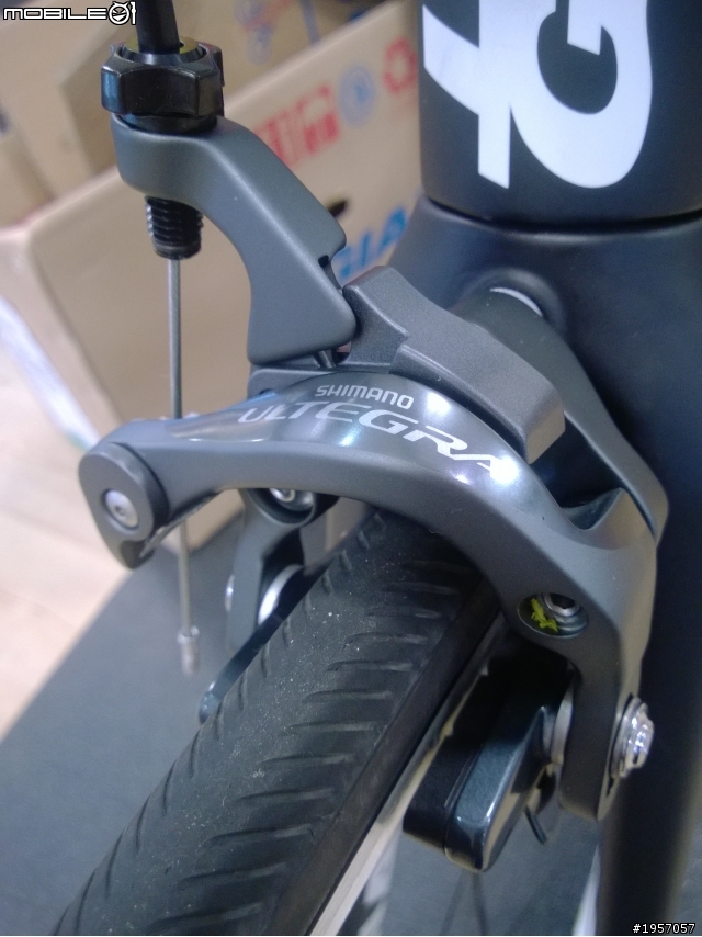 眾人皆醉我獨醒!!! Defy Advanced SL 1 ISP 2014