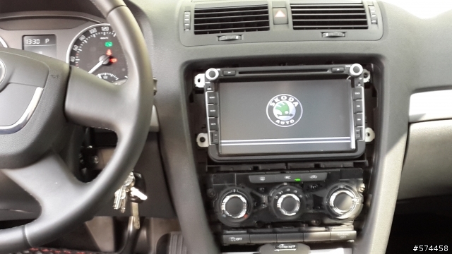 SKODA Octavia 1.2 TSI (亮銀) 小小開箱