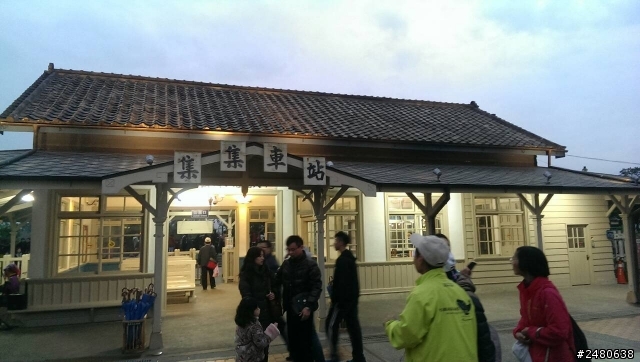 溪頭妖怪村、南投天空之橋、萬巒豬腳、佛光山佛陀紀念館+24小時KUGA試駕體驗