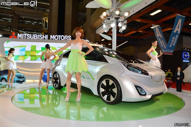 【體驗活動】2014 台北車展 Mitsubishi 車展特派員展場分享~( 補些福利照片囉 )