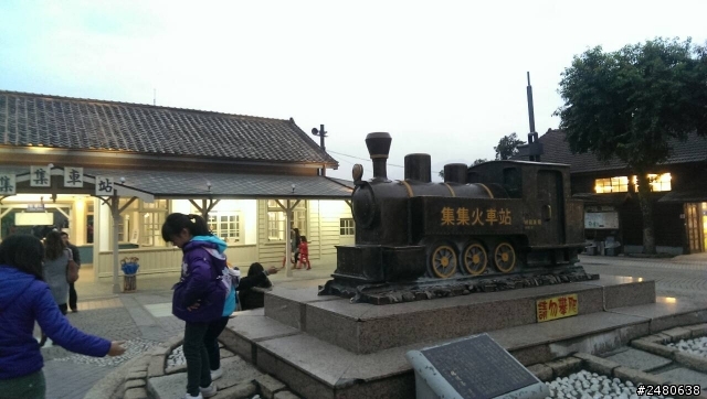 溪頭妖怪村、南投天空之橋、萬巒豬腳、佛光山佛陀紀念館+24小時KUGA試駕體驗