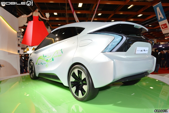 【體驗活動】2014 台北車展 Mitsubishi 車展特派員展場分享~( 補些福利照片囉 )