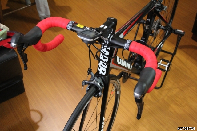 Giant Tcr Adv 1 開箱文 (圖多)