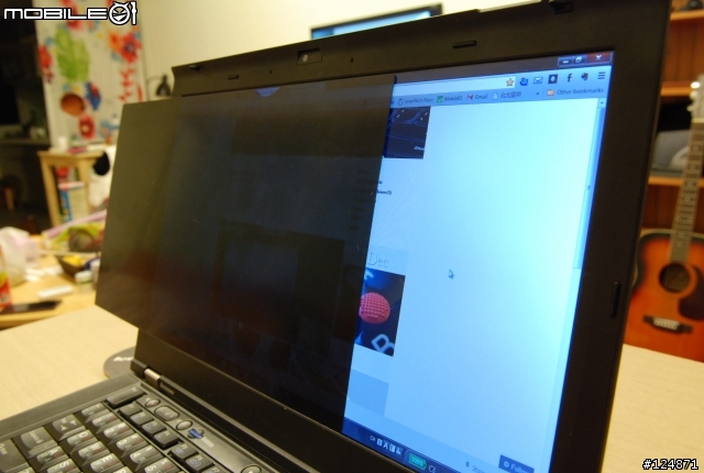 ThinkPad 防窺片效果測試