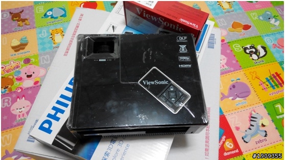 ViewSonic PJD7820HD投影機開箱分享