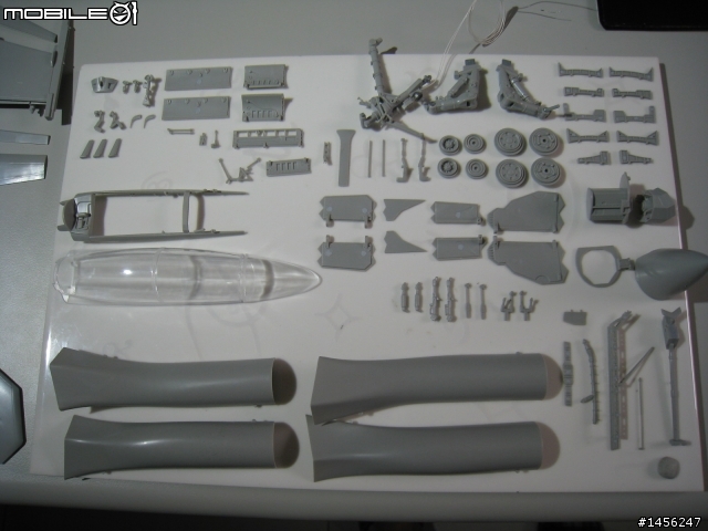 Trumpeter 1/32 F-18F 超級大黃蜂製作分享