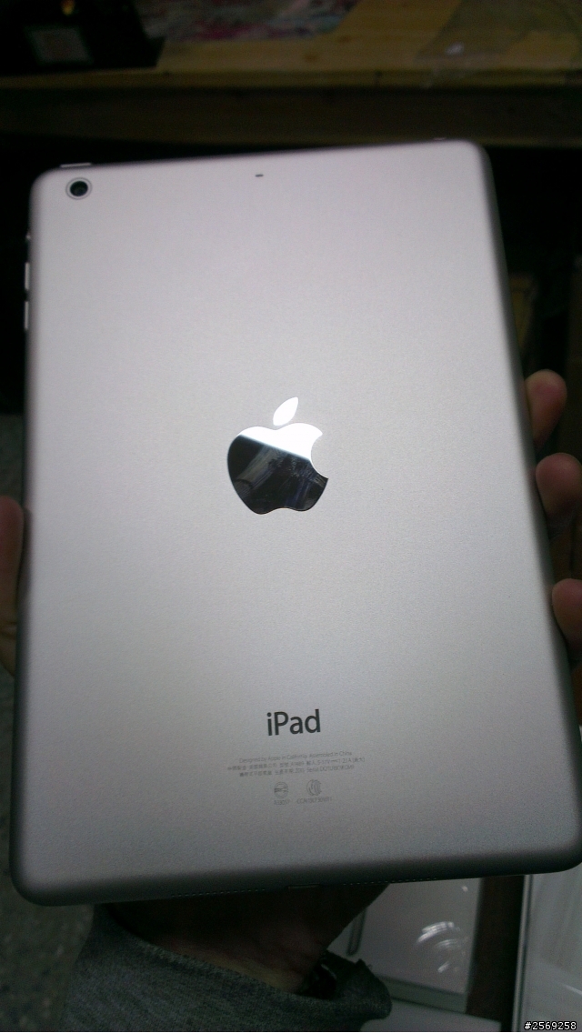 我的第一台iDevice:iPad mini with retina display 開箱