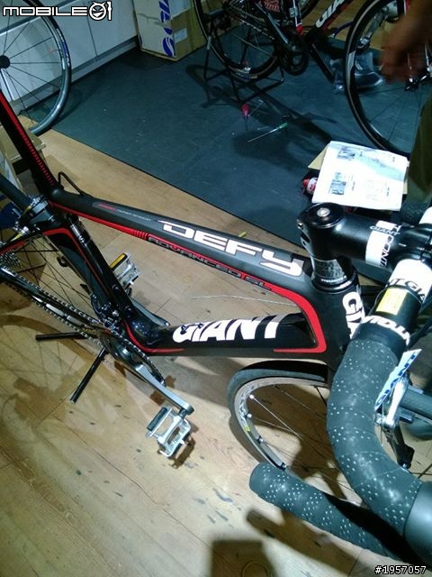 眾人皆醉我獨醒!!! Defy Advanced SL 1 ISP 2014
