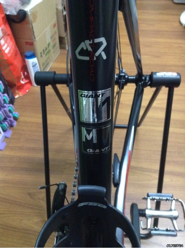 Giant Tcr Adv 1 開箱文 (圖多)