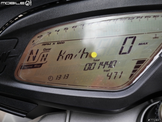 重車日誌20:最美的中量級街車-MV Agusta Brutale800